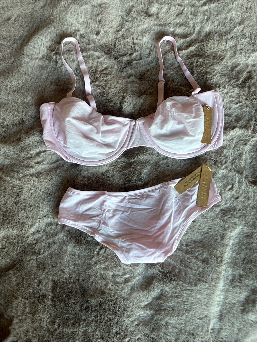 SKIMS Soft Light Pink Underwire Bra and Brief Set
